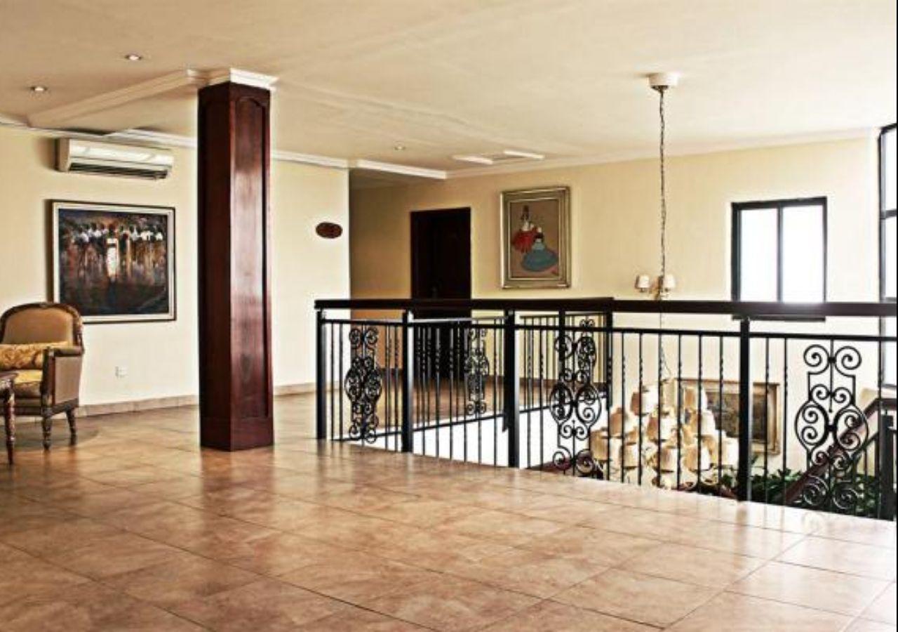 Three Arms Hotel Lagos Bagian luar foto