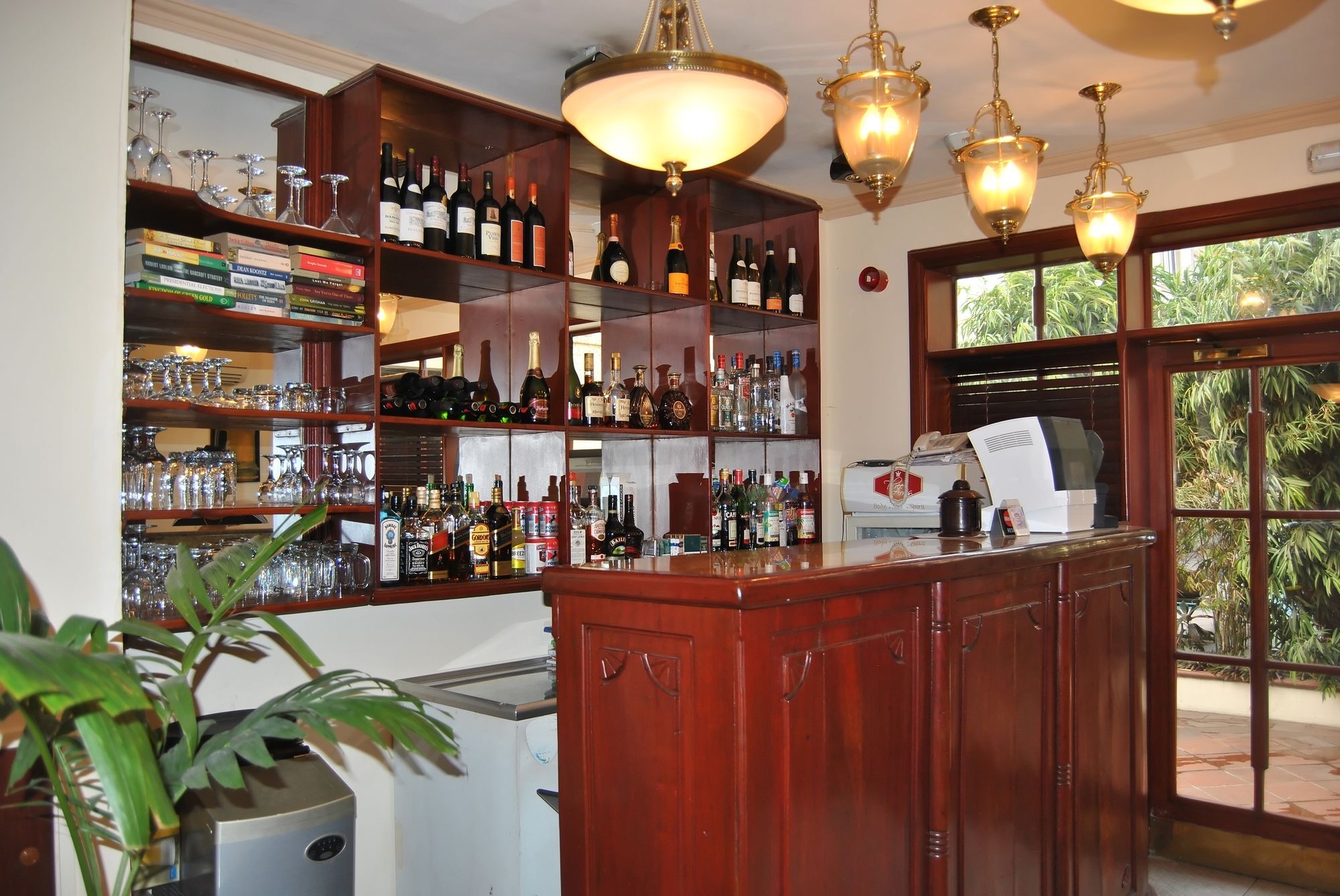 Three Arms Hotel Lagos Bagian luar foto